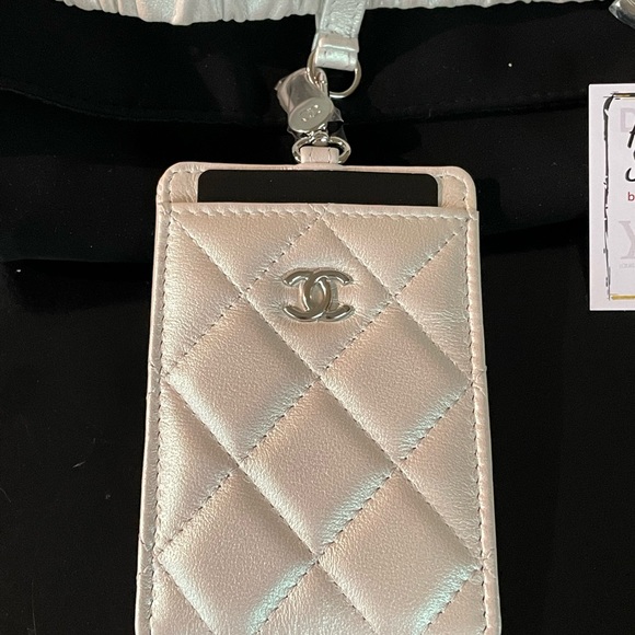 SOLD. NEW Chanel Bumbag Belt bag  Coco Neige Runway Limited Edition Iridescent - Picture 12 of 16